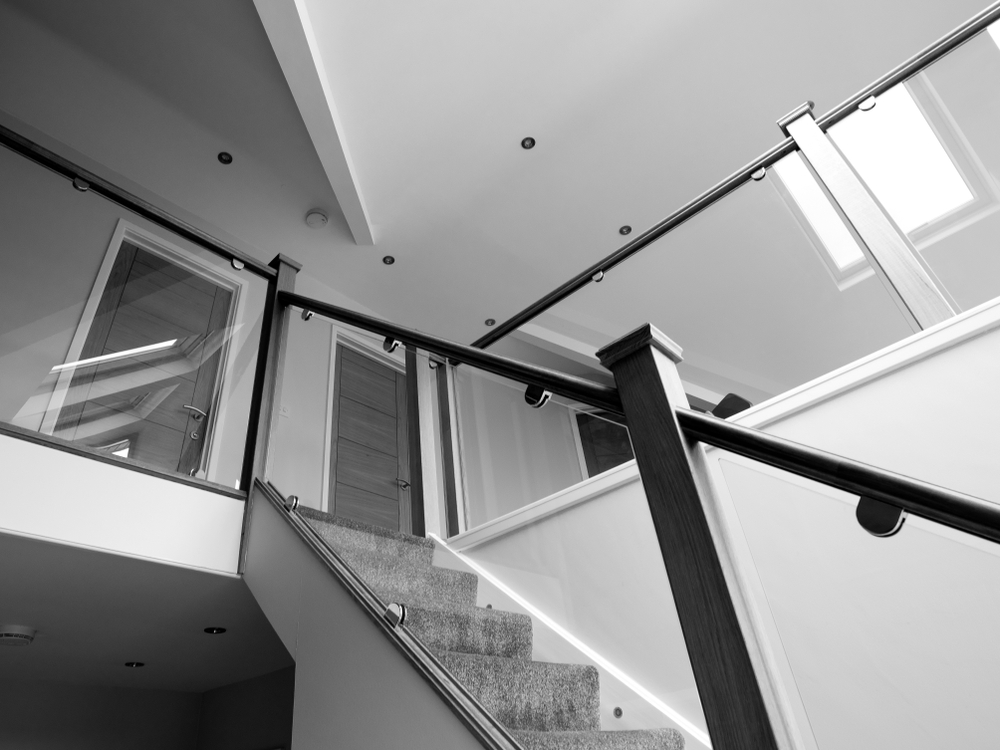 Modern,Bespoke,Design,Interior,Staircase,And,Bannister